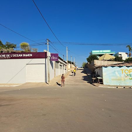 Appartement Le Tamarin à Toliara Extérieur photo